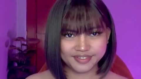 YOUR GIRL AXIE online show from December 20, 11:50 am