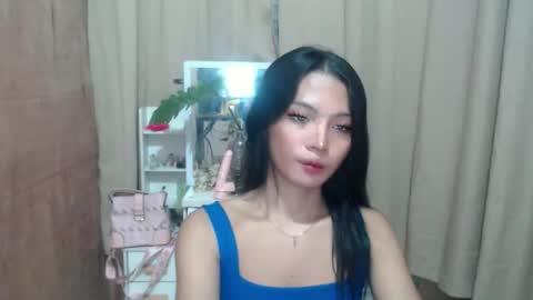 Aisha online show from September 30, 8:25 pm