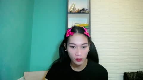 Snapshot of girl4uvanessaxxx chatting on June 26, 3:33 am Vanessa online show from June 26, 3:33 am