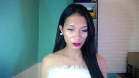 Snapshot of girl4uvanessaxxx chatting on August 1, 8:02 am Vanessa online show from August 1, 8:02 am
