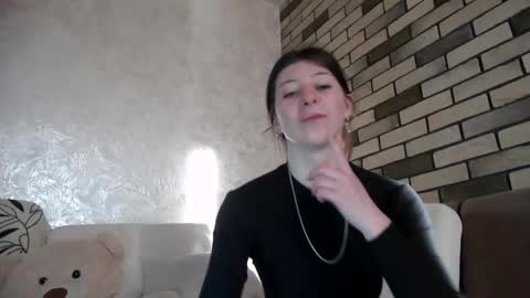 Snapshot of girl_cute007 chatting on April 22, 4:08 pm girl_cute007 online show from April 22, 4:08 pm