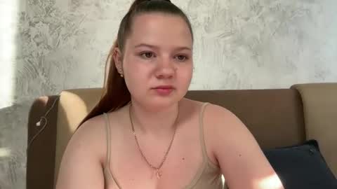 girl_cute07 online show from May 27, 5:10 pm