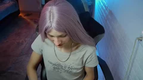 Snapshot of girlfriend_night chatting on July 22, 1:25 pm Seniya online show from July 22, 1:25 pm