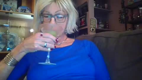 Girlinrock online show from April 21, 1:07 am