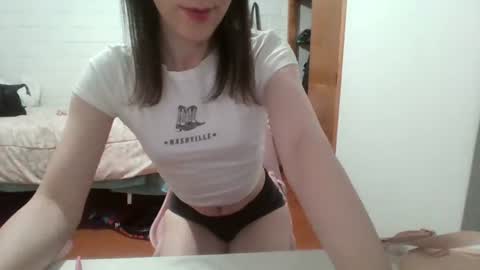 girllytrans online show from November 17, 4:18 am