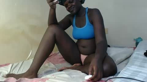 Snapshot of girlnextdoor60 chatting on April 28, 7:52 pm Sexy online show from April 28, 7:52 pm