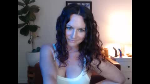 Girlnexxxdoor online show from April 7, 1:28 am