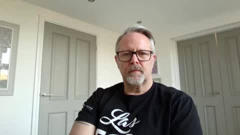 girlsandbikes online show from November 21, 11:31 am