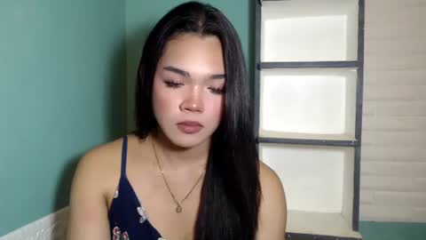 Snapshot of girlsweet_preciousxoxo chatting on October 23, 2:38 pm Precious online show from October 23, 2:38 pm