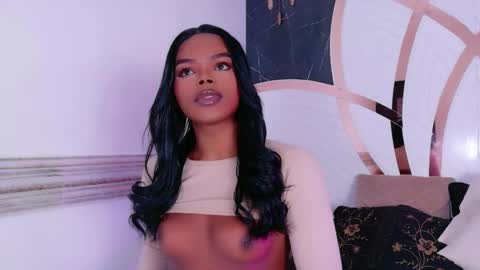 Snapshot of gisela_valencia chatting on May 27, 12:57 pm gisela_valencia online show from May 27, 12:57 pm