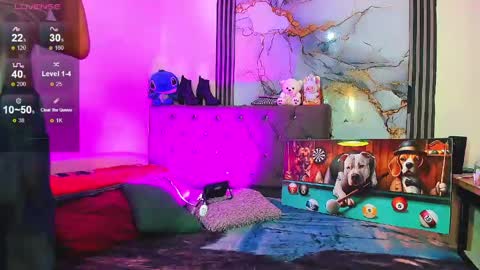 Snapshot of gisele_fox chatting on May 23, 7:18 pm Gisel online show from May 23, 7:18 pm
