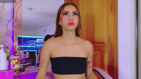 giselleclair online show from April 6, 4:46 am