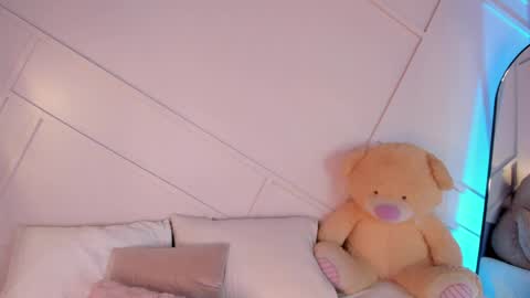 Snapshot of gisellepalmer_88 chatting on May 17, 6:48 pm GisellePalmer online show from May 17, 6:48 pm