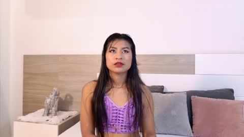 Snapshot of giselltoro chatting on May 8, 12:43 pm giselltoro online show from May 8, 12:43 pm