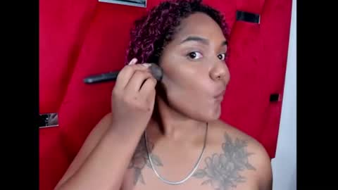 Snapshot of gisselle_hh chatting on June 22, 2:24 am Gisselle online show from June 22, 2:24 am