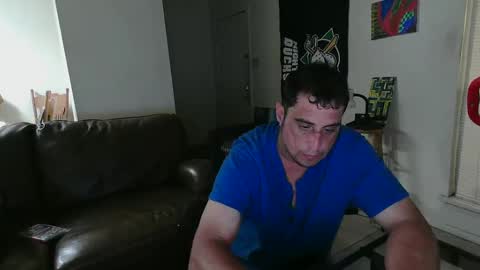 Snapshot of gitmehard008 chatting on September 17, 2:13 am gitmehard008 online show from September 17, 2:13 am