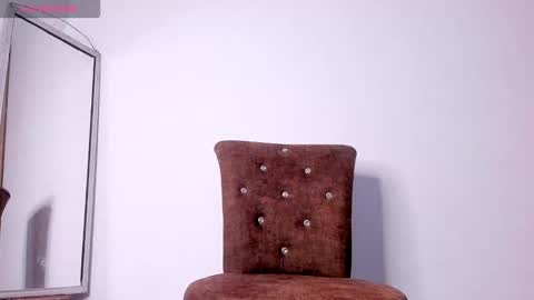 GiuliaCash online show from October 18, 10:16 am