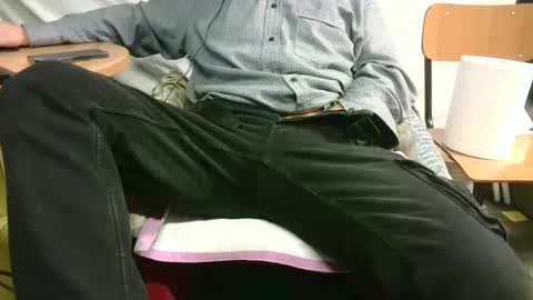 Snapshot of giulio__35 chatting on March 3, 5:39 pm giulio__35 online show from March 3, 5:39 pm