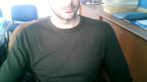 giuseppevai1 online show from December 20, 10:22 am