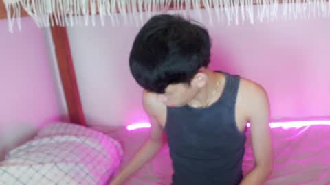Snapshot of givemethrillx chatting on April 23, 2:46 am givemethrillx online show from April 23, 2:46 am