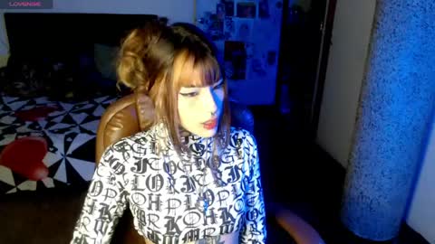 dirtyvenom online show from April 17, 9:51 pm