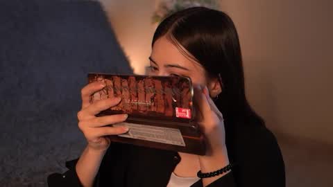 Agness online show from November 24, 2:39 pm