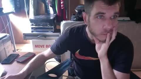 Snapshot of gizmomaster chatting on September 27, 10:20 am dutch rave guy c2c dutch online show from September 27, 10:20 am