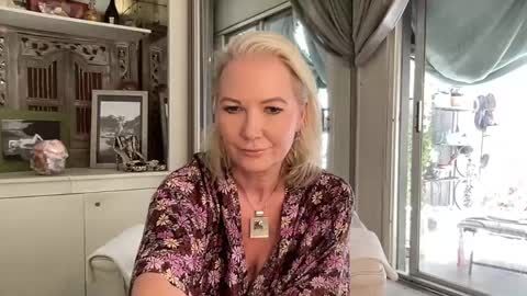 Gl1tter Barbie online show from May 27, 9:50 am