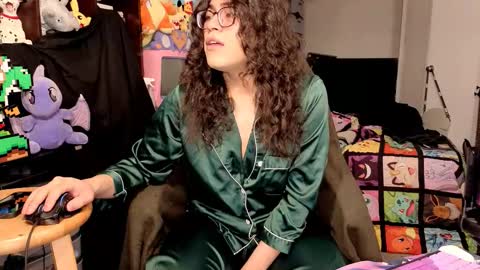 glaceon9 online show from January 6, 6:28 am