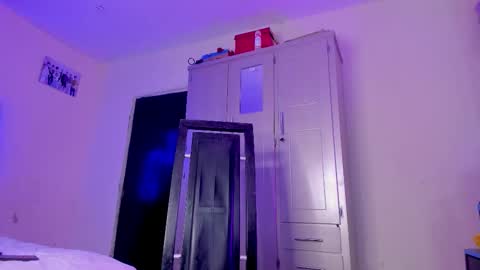 Snapshot of glader_guy chatting on November 20, 10:20 pm only for you bby online show from November 20, 10:20 pm