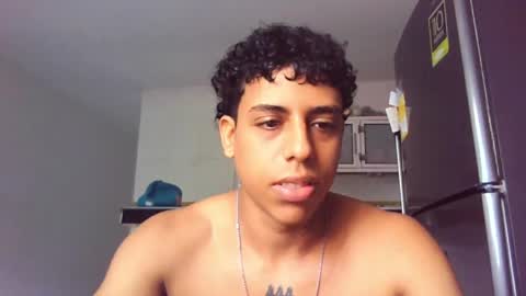 Snapshot of glader_guy chatting on April 14, 2:12 pm only for you bby online show from April 14, 2:12 pm