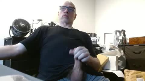 glaikind925958 online show from May 17, 3:15 am