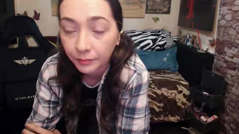 Snapshot of glamourhottie chatting on February 7, 9:57 am Glamourhottie online show from February 7, 9:57 am