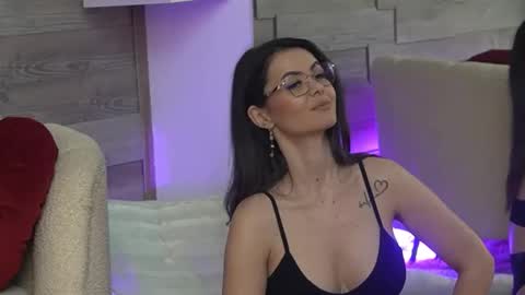 CharmingMom online show from March 6, 4:53 am