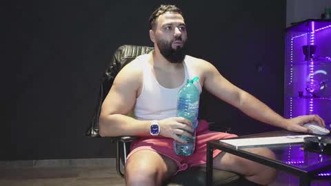 Snapshot of glennmasters chatting on February 22, 6:17 pm Matthew .. for short call me Matt online show from February 22, 6:17 pm