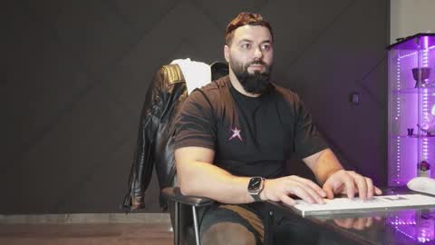 Snapshot of glennmasters chatting on February 28, 8:21 pm Matthew .. for short call me Matt online show from February 28, 8:21 pm