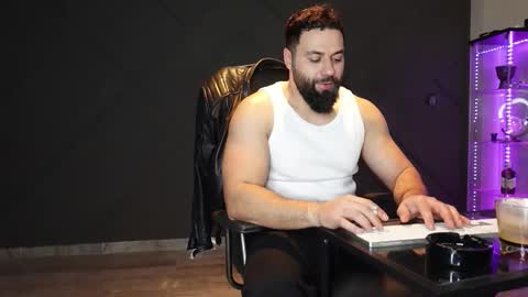 Matthew .. for short call me Matt online show from March 23, 9:08 pm