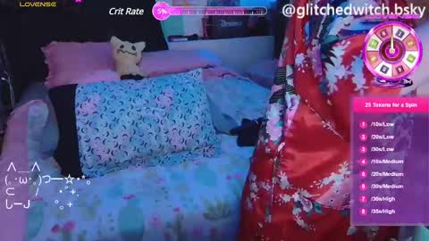 Snapshot of glitchwitch chatting on March 7, 12:58 am Glitch online show from March 7, 12:58 am