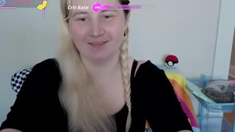 Snapshot of glitchwitch chatting on September 18, 3:25 pm Glitch online show from September 18, 3:25 pm