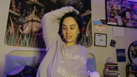 Snapshot of glitterspace chatting on September 9, 6:57 am anna online show from September 9, 6:57 am