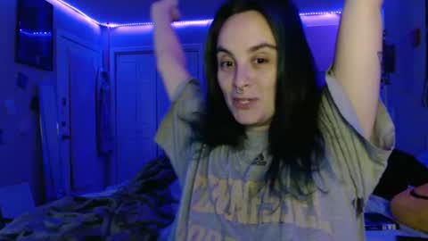 Snapshot of glitterspace chatting on October 15, 8:03 am anna online show from October 15, 8:03 am