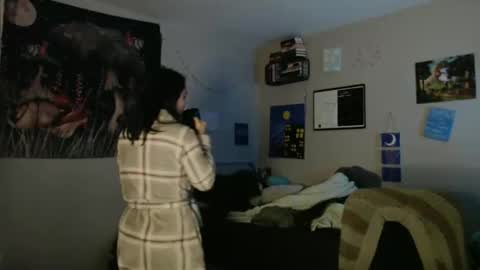 anna online show from January 9, 10:07 am