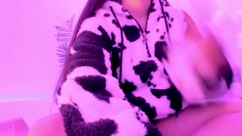 Snapshot of gloomydoll chatting on October 11, 4:49 pm Mimi online show from October 11, 4:49 pm