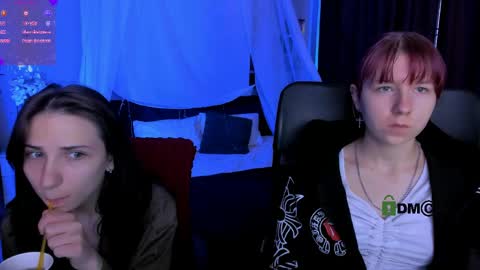 Snapshot of gloria_bubble chatting on April 18, 6:56 pm your dream online show from April 18, 6:56 pm