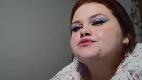 Snapshot of gloria_thomas chatting on February 25, 12:53 am gloria_thomas online show from February 25, 12:53 am