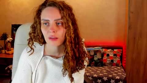 Snapshot of gloria_wood chatting on December 11, 7:36 pm Gloria Wood online show from December 11, 7:36 pm