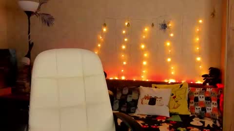 Snapshot of gloria_wood chatting on December 23, 8:14 pm Gloria Wood online show from December 23, 8:14 pm
