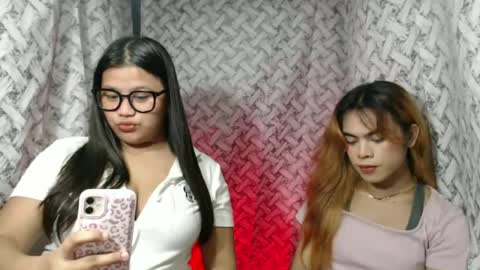Snapshot of glossyrina chatting on June 17, 1:01 pm Rina3 online show from June 17, 1:01 pm