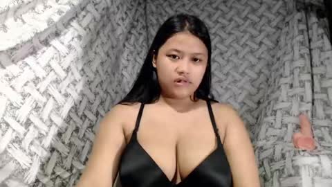 Snapshot of glossyrina chatting on July 16, 3:07 pm Rina3 online show from July 16, 3:07 pm