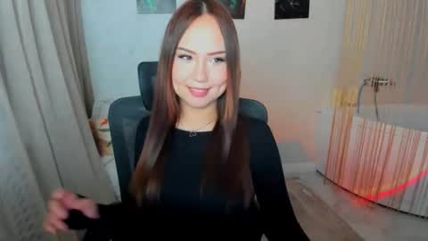 Mila online show from March 12, 9:32 pm